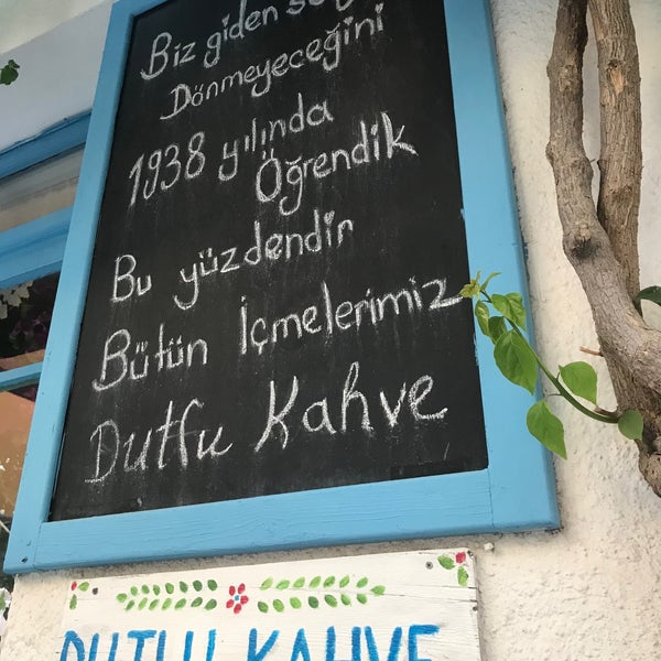 Photo taken at Dutlu Kahve by Emre E. on 7/16/2021
