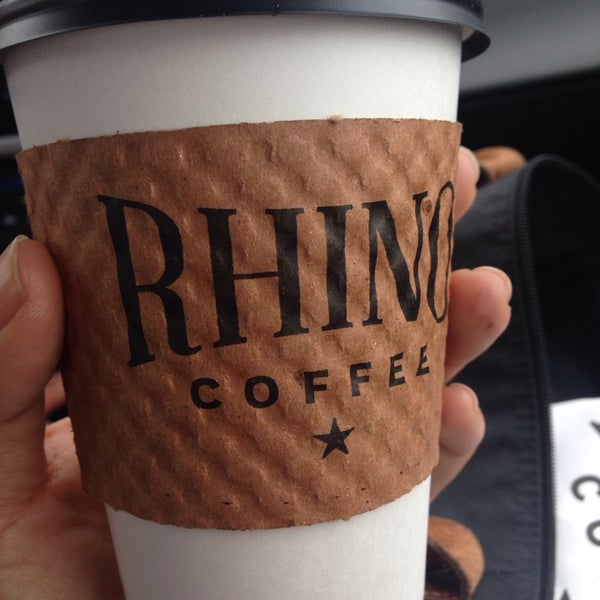 รูปภาพถ่ายที่ Rhino Coffee โดย Annie A. เมื่อ 11/5/2014