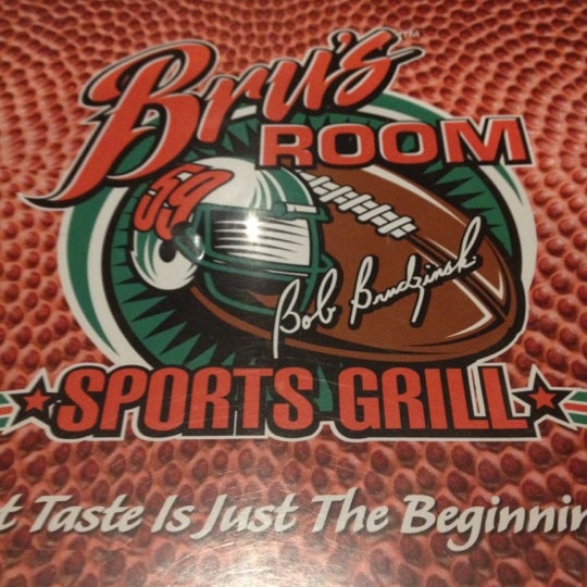 Foto tomada en Bru&#39;s Room Sports Grill - Pembroke Pines  por Jose H. el 12/17/2012