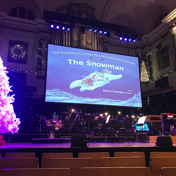Foto scattata a National Concert Hall da Laurence H. il 12/15/2017
