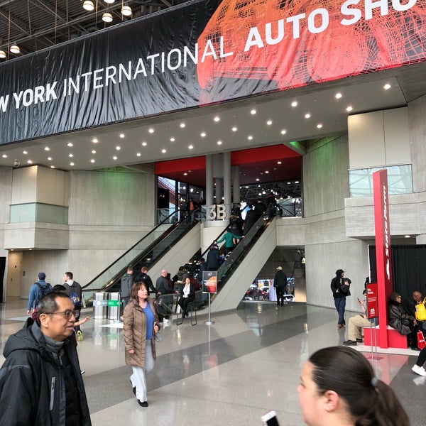 4/5/2018 tarihinde E Bziyaretçi tarafından New York International Auto Show'de çekilen fotoğraf