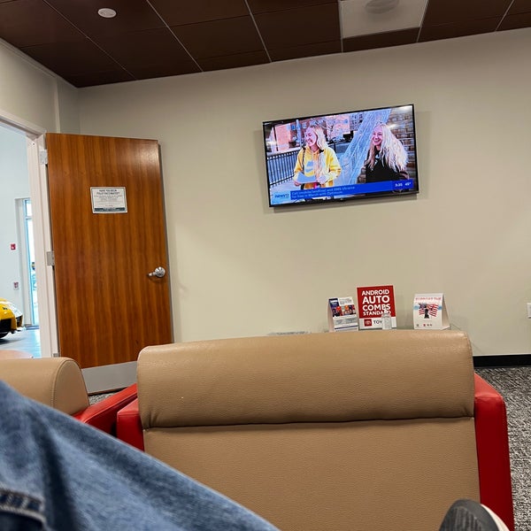 Prestige Toyota of Ramsey Car Dealership