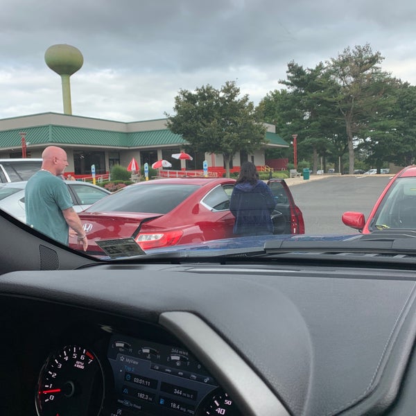 Photo taken at James Fenimore Cooper Service Area by E B on 9/14/2019