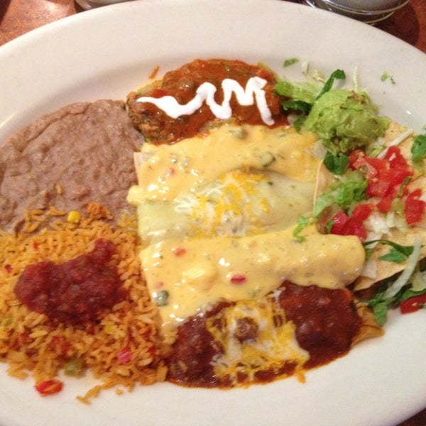 Снимок сделан в Abuelo&#39;s Mexican Restaurant пользователем Andrew R. 7/20/2014