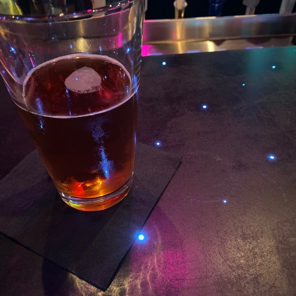 Photo prise au Corked Bar, Grill, Nightclub par Christian V. le10/4/2019