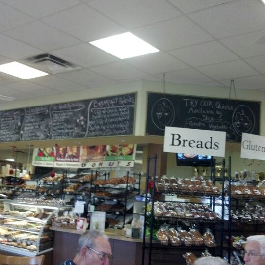11/29/2012にTom M.がFrida&#39;s Cafe &amp; Bakeryで撮った写真