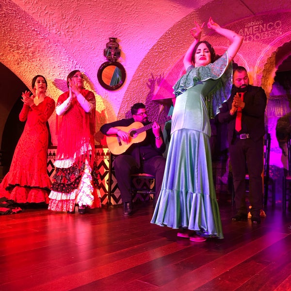 Photo taken at Tablao Flamenco Cordobés by れい on 2/3/2019