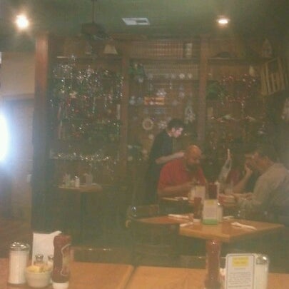 12/4/2012にJudy R.がTierney&#39;s Cafe &amp; Tavernで撮った写真