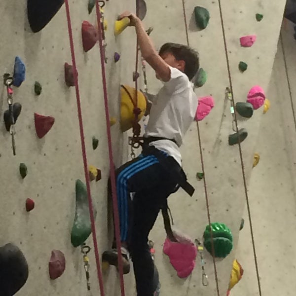 12/1/2015에 Jennifer님이 Ibex Climbing Gym에서 찍은 사진