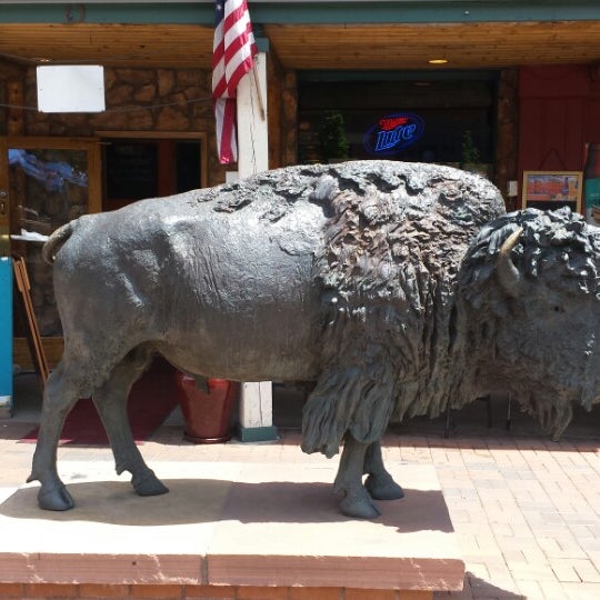 6/7/2015 tarihinde Bob G.ziyaretçi tarafından Buffalo Rose Saloon'de çekilen fotoğraf