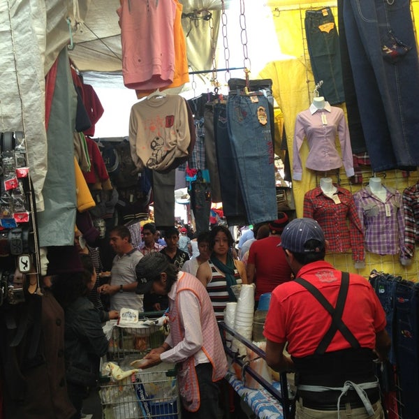 Mercado Chiconcuac - Mercado de pulgas en Mexico