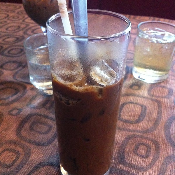 รูปภาพถ่ายที่ Cà phê Tinh Tế โดย Larry เมื่อ 4/20/2013