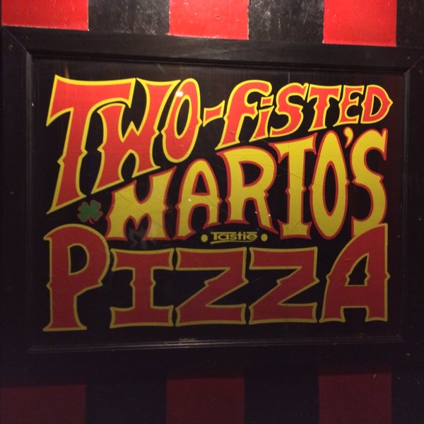 8/7/2014 tarihinde Eric P.ziyaretçi tarafından Two Fisted Mario&#39;s Pizza'de çekilen fotoğraf