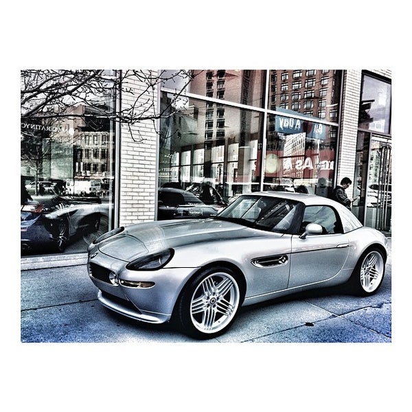 3/22/2014 tarihinde Alfieziyaretçi tarafından Maserati of Manhattan'de çekilen fotoğraf