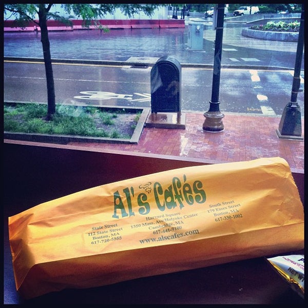 6/13/2013にAlfieがAl&#39;s State Street Cafeで撮った写真