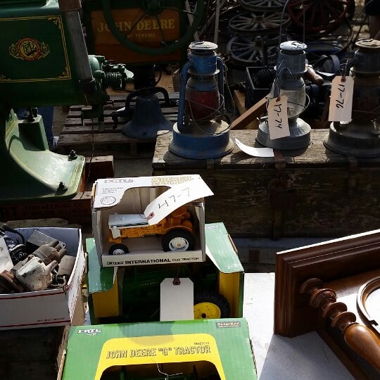 7/27/2014에 Dan W.님이 Antique Gas &amp; Steam Engine Museum에서 찍은 사진