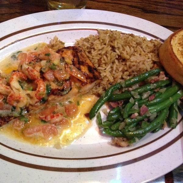 Das Foto wurde bei Orleans Seafood Kitchen von Karla C. am 2/9/2014 aufgenommen