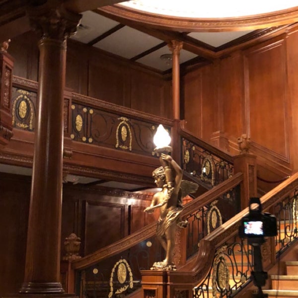 Снимок сделан в Titanic: The Artifact Exhibition пользователем Korinne 4/22/2018