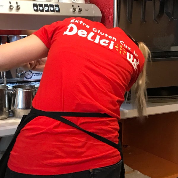 8/19/2018 tarihinde UpShift Digitalziyaretçi tarafından Chicago Waffles'de çekilen fotoğraf