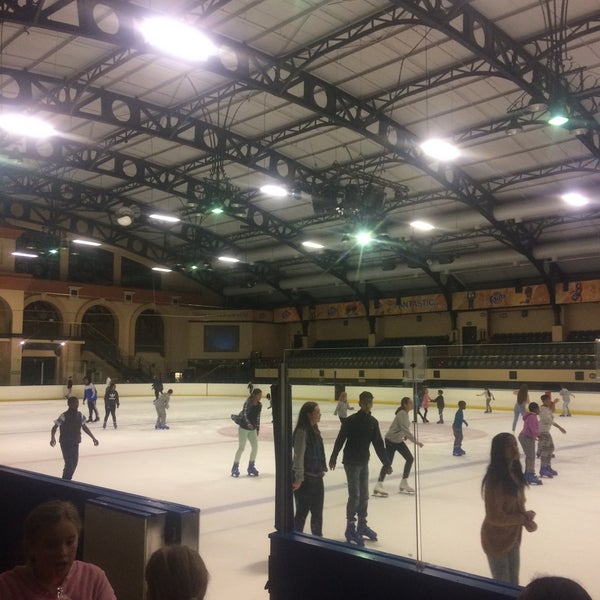 Durchführbarkeit aufbauen Wollen grand west ice skating Kommunist