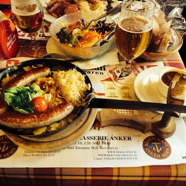 Foto scattata a Restaurant Brasserie Anker da Matilda M. il 1/16/2014