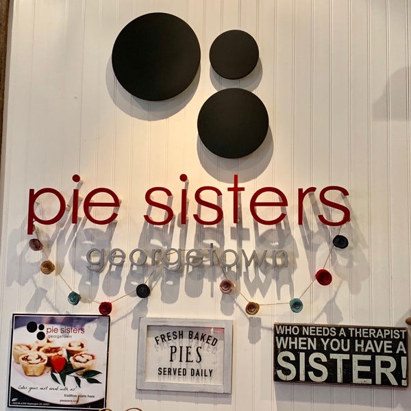 Photo prise au Pie Sisters par Abdulrahman AM le7/28/2019