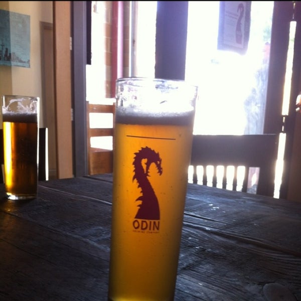 9/1/2013にNi K.がAsgard Tavern by Odin Brewing Companyで撮った写真