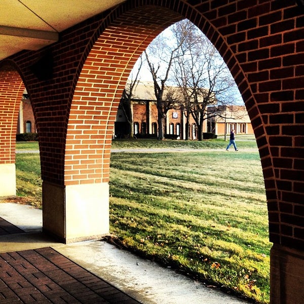 Macomb Community College: Center Campus - 29 tips