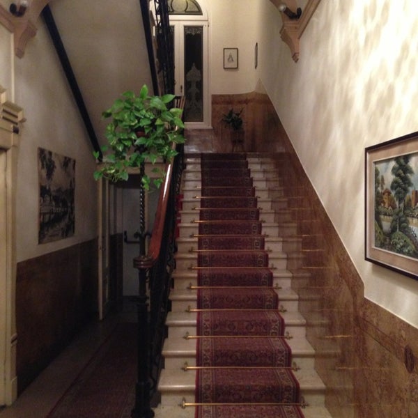 7/21/2013 tarihinde Юрий Е.ziyaretçi tarafından Hotel Villa Marie'de çekilen fotoğraf