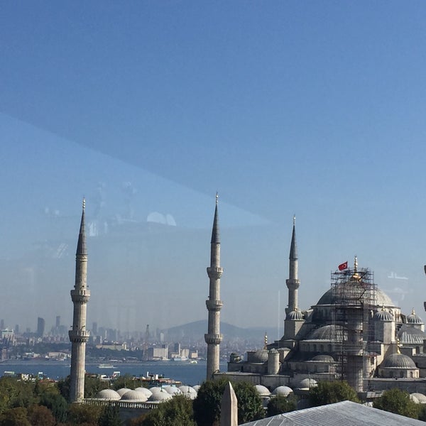 Foto tomada en Lady Diana Hotel Istanbul  por Sezgin D. el 9/26/2015