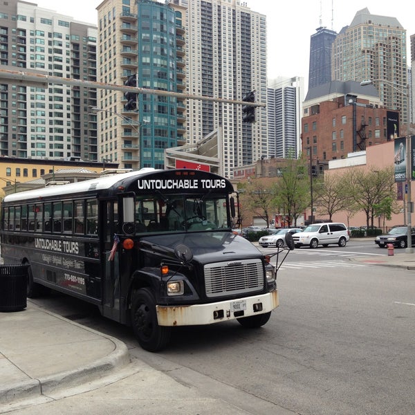 5/9/2013 tarihinde Denis P.ziyaretçi tarafından Untouchable Tours - Chicago&#39;s Original Gangster Tour'de çekilen fotoğraf