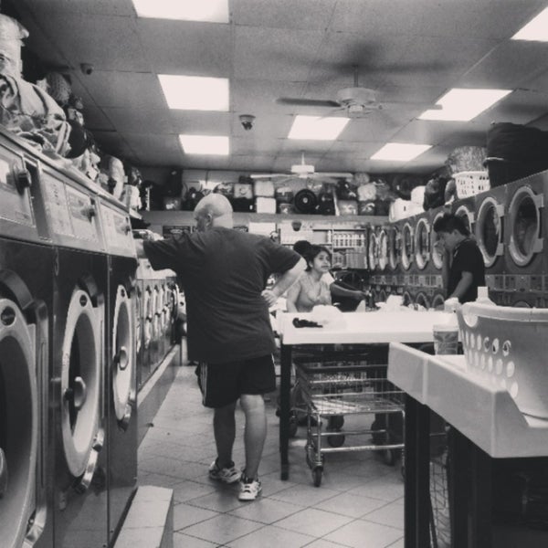 794 9th Avenue Laundromat Laundry Service in Hell's Kitchen