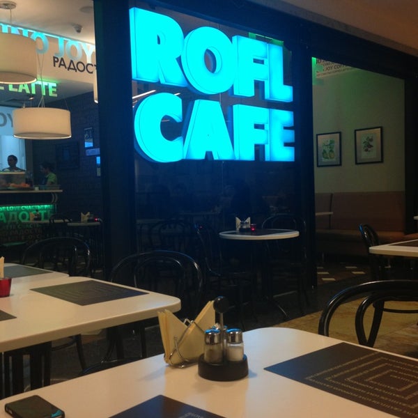 2/7/2013にOleg S.がROFL CAFEで撮った写真