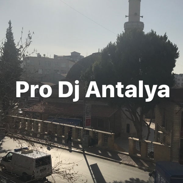 รูปภาพถ่ายที่ PRO DJ ANTALYA โดย Dj Berk Batı เมื่อ 3/4/2017