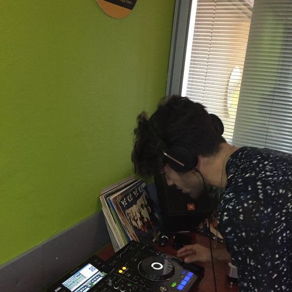 11/5/2016에 Dj Berk Batı님이 PRO DJ ANTALYA에서 찍은 사진