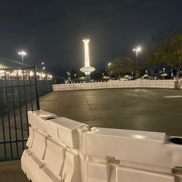 Toy Story Parking Lot The Anaheim Resort 1854 S Harbor Blvd