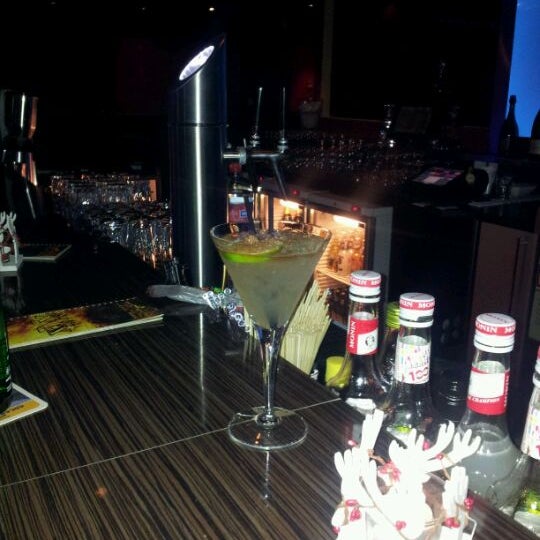 Bollywood логотип. Triple bar. Be king protein батончик. Triple bar. Bollywood логотип.