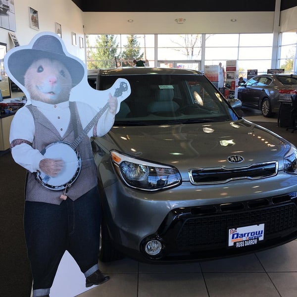 Russ Darrow Kia of Waukesha Car Dealership