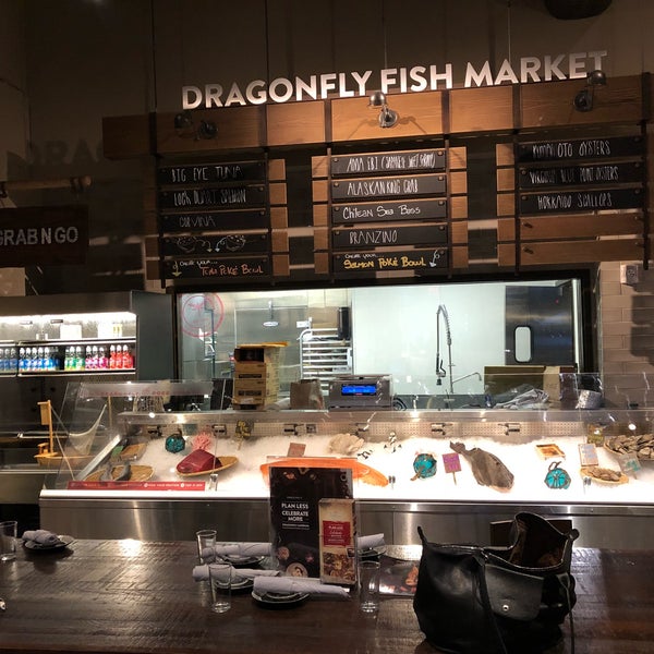 3/24/2018 tarihinde Nicole G.ziyaretçi tarafından Dragonfly Izakaya &amp; Fish Market'de çekilen fotoğraf