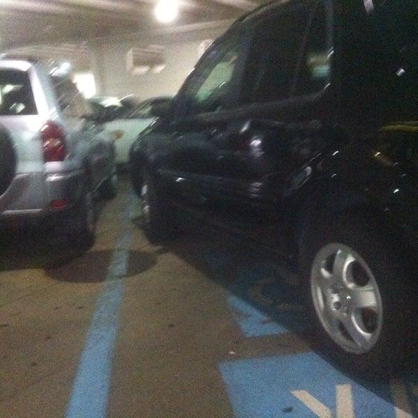 MacArthur Center Parking Garage South Deck - Downtown Norfolk - 1 tip