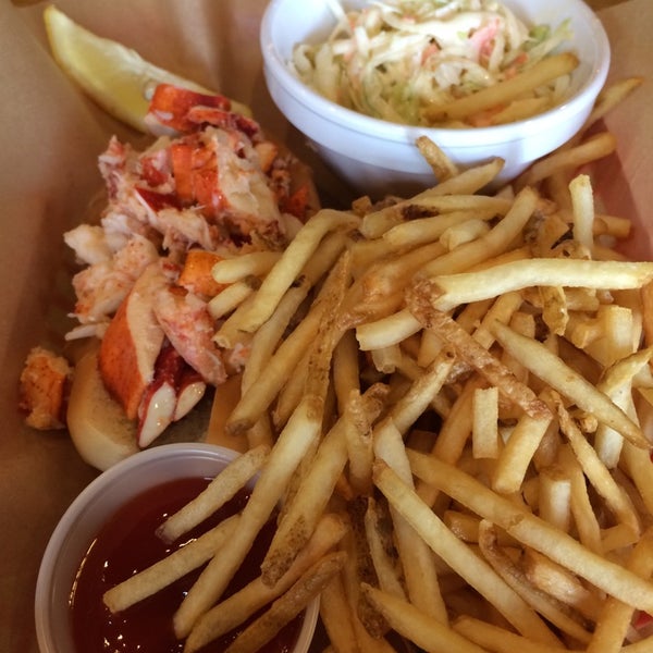 Снимок сделан в Freddy&#39;s Lobster &amp; Clams пользователем Josei ==&gt; @ShoesNFood w. 5/24/2014
