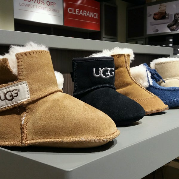 is there an ugg outlet