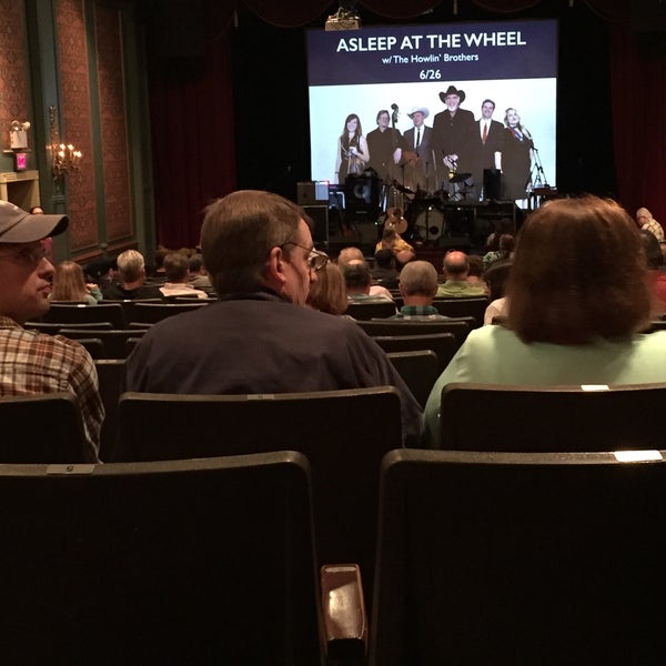 Foto scattata a Sellersville Theater 1894 da Beth R. il 6/18/2015