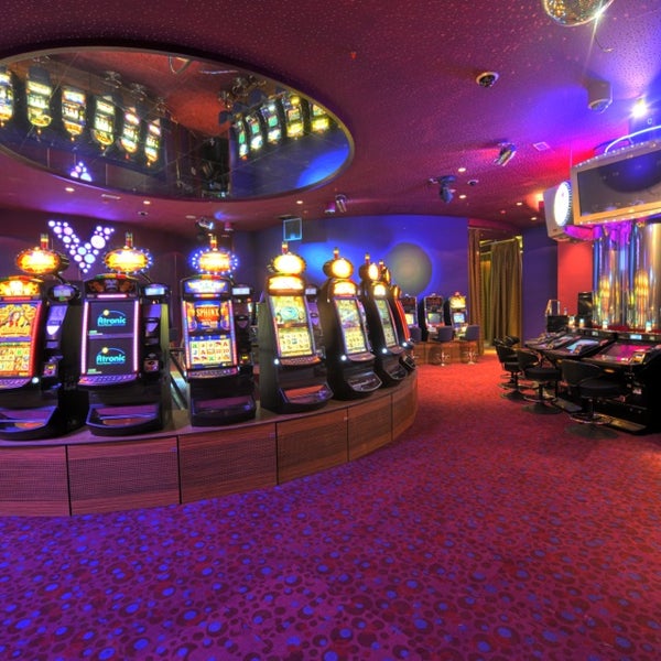 รูปภาพถ่ายที่ Grand Casino Brussels @ Viage โดย X X. เมื่อ 3/7/2013