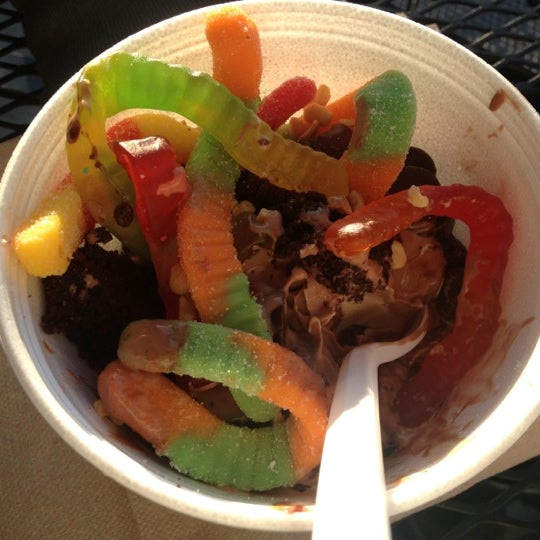 Tops Yogurt Dessert Shop in Stanford Ranch