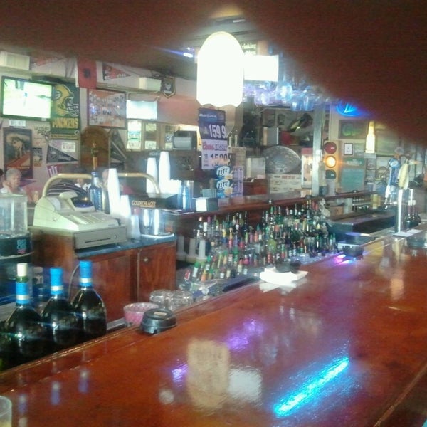 Peanuts Sports Bar & Grill. 421 Flagler Ave