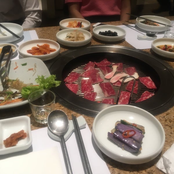 Das Foto wurde bei Da On Fine Korean Cuisine von Eyz A. am 11/15/2016 aufgenommen