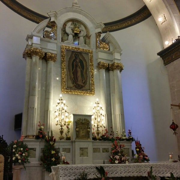 Photo taken at Iglesia Santuario De Guadalupe by Carlos W. on 12/12/2013