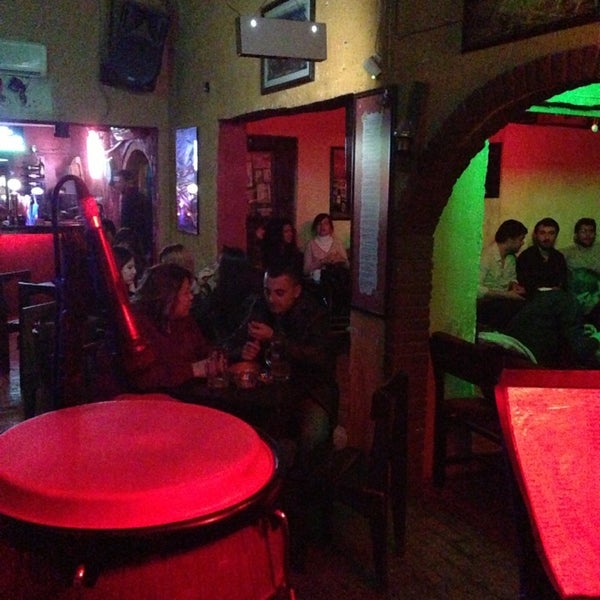 Das Foto wurde bei Nargile Cafe&amp;Bar von Sebahattin N. am 2/18/2013 aufgenommen