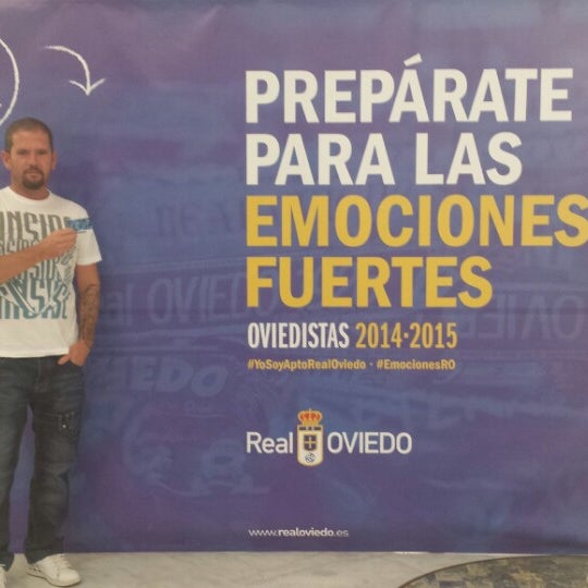 Tienda Oficial Del Real Oviedo Tienda de ropa en Oviedo